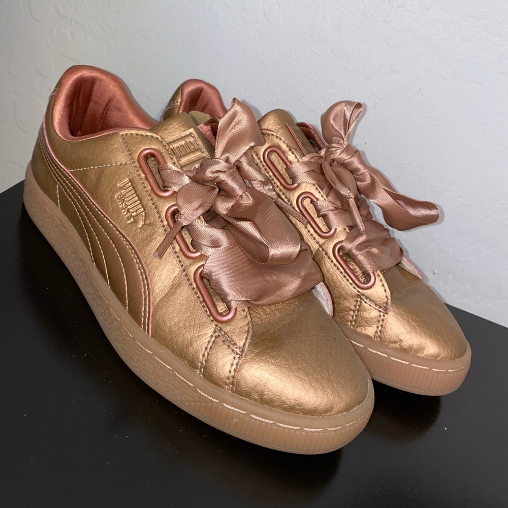 Rose gold Puma